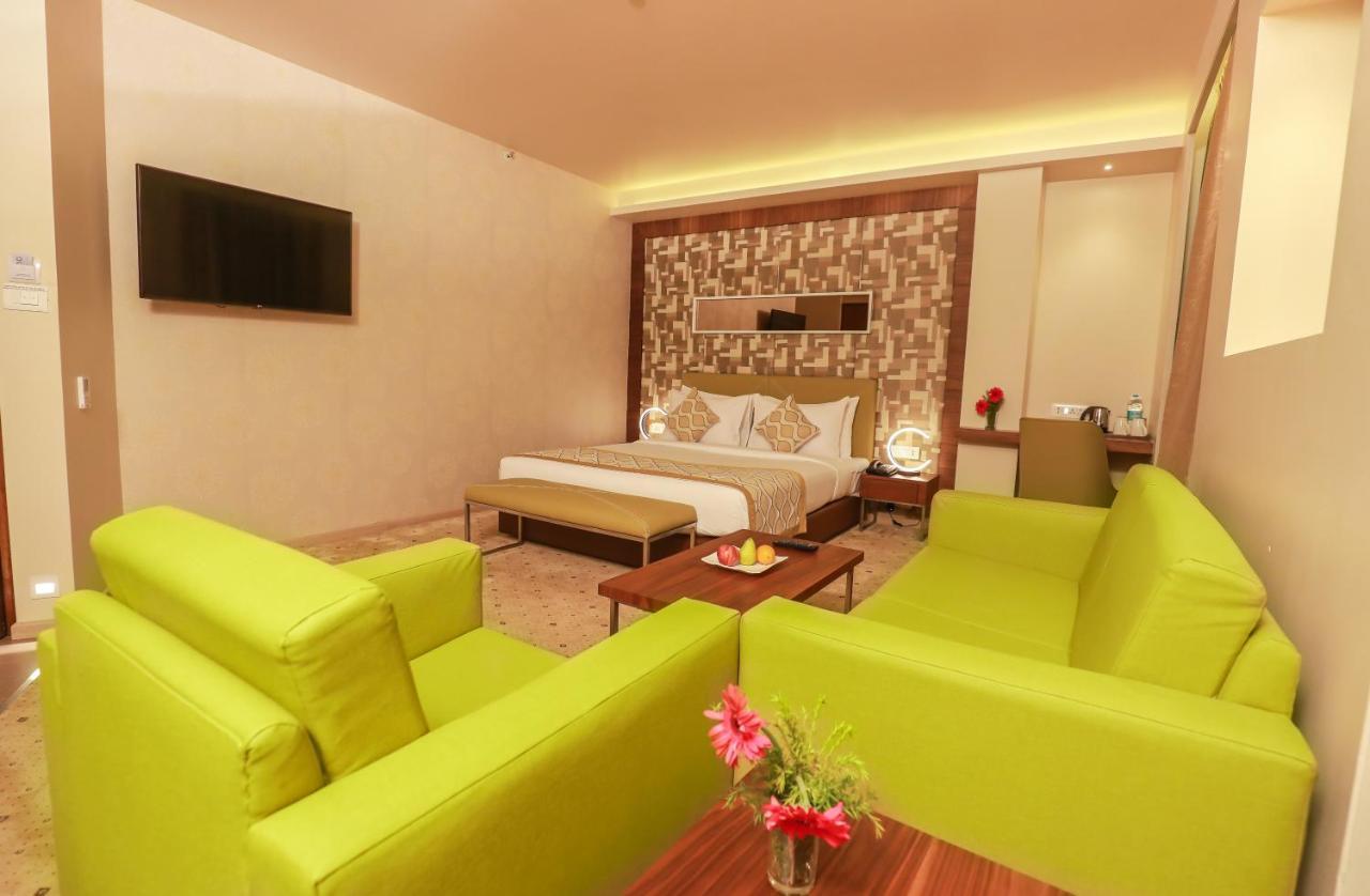 Ira By Orchid Bhubaneswar Hotel Exterior foto