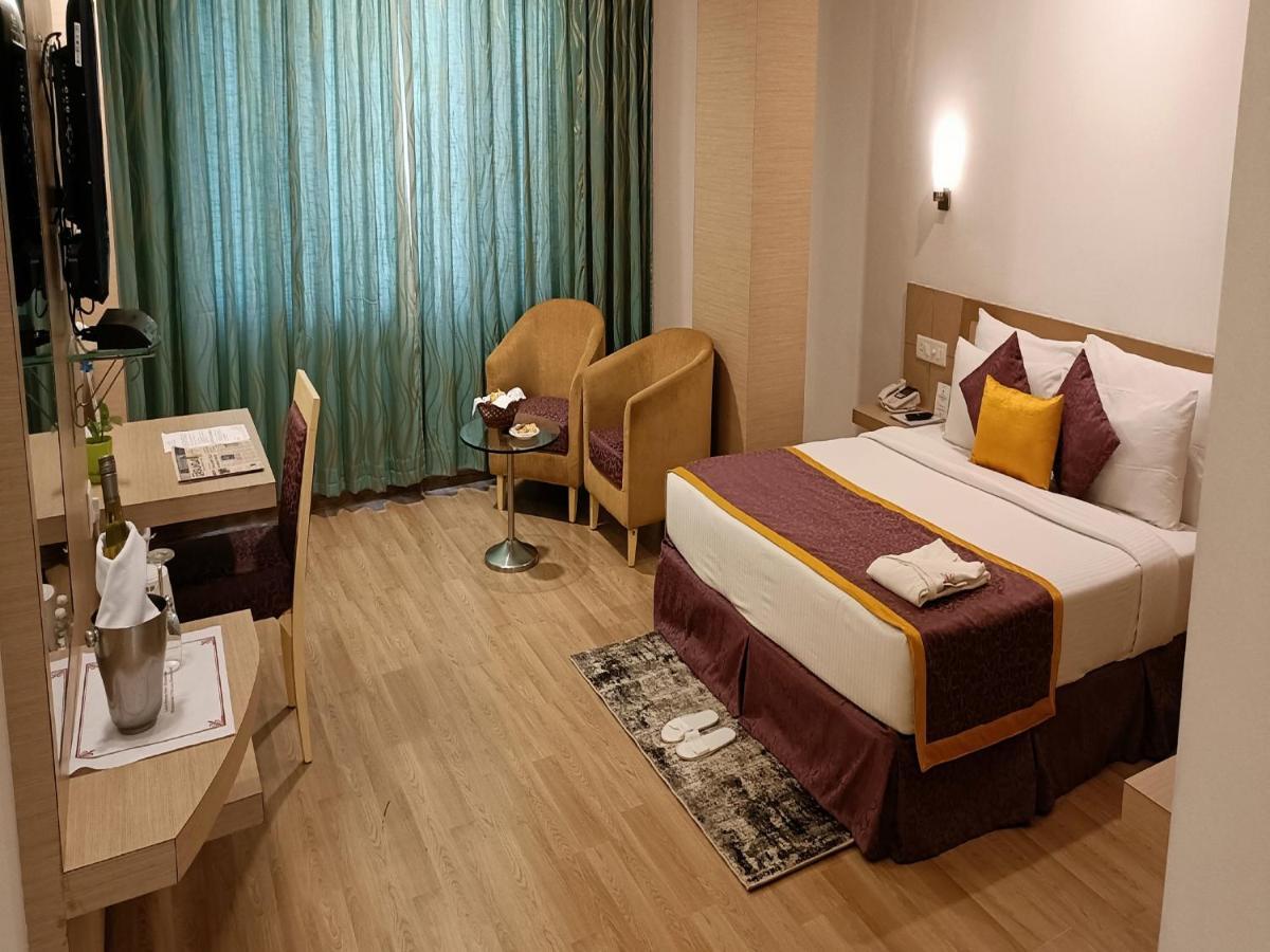 Ira By Orchid Bhubaneswar Hotel Exterior foto