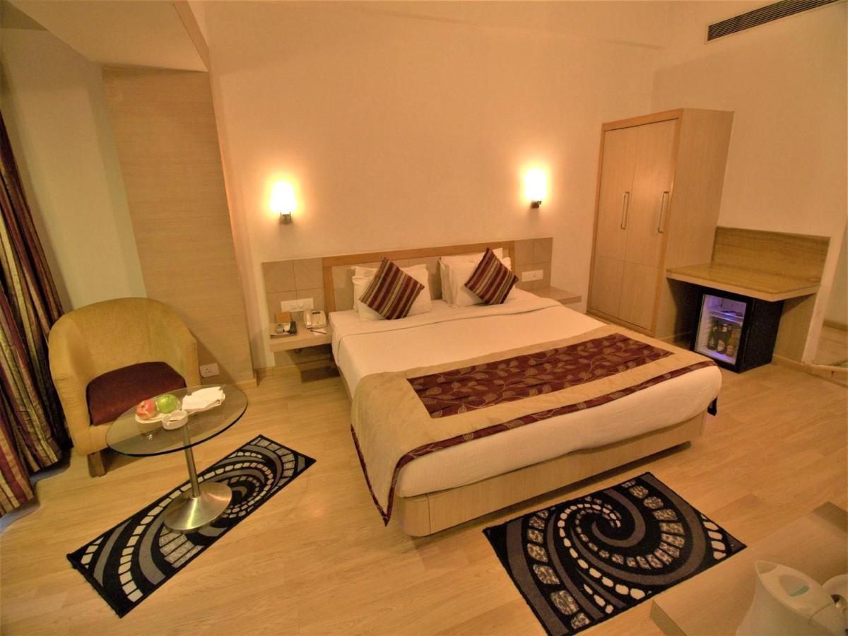 Ira By Orchid Bhubaneswar Hotel Exterior foto