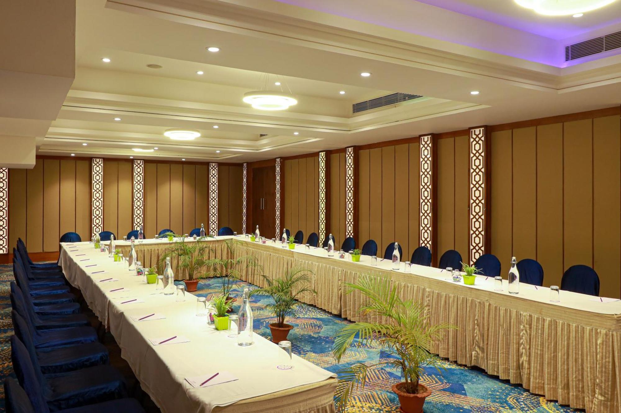 Ira By Orchid Bhubaneswar Hotel Exterior foto