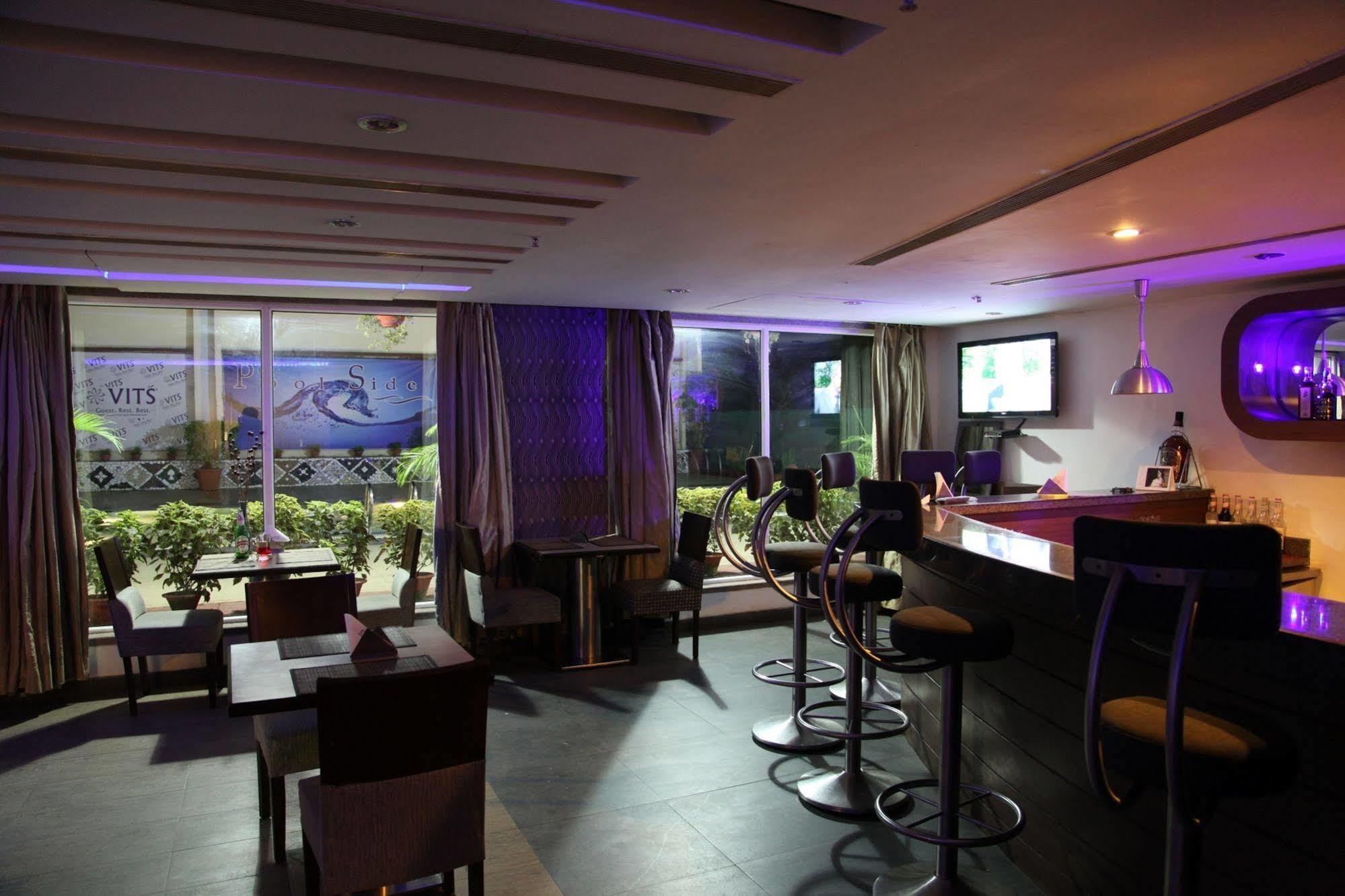 Ira By Orchid Bhubaneswar Hotel Exterior foto